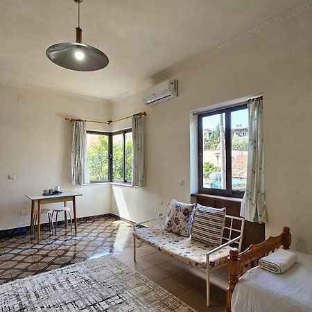 Angie'S Shared Villa Tam Tirana Exterior photo