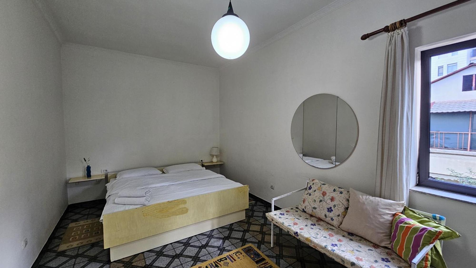 Angie'S Shared Villa Tam Tirana Exterior photo