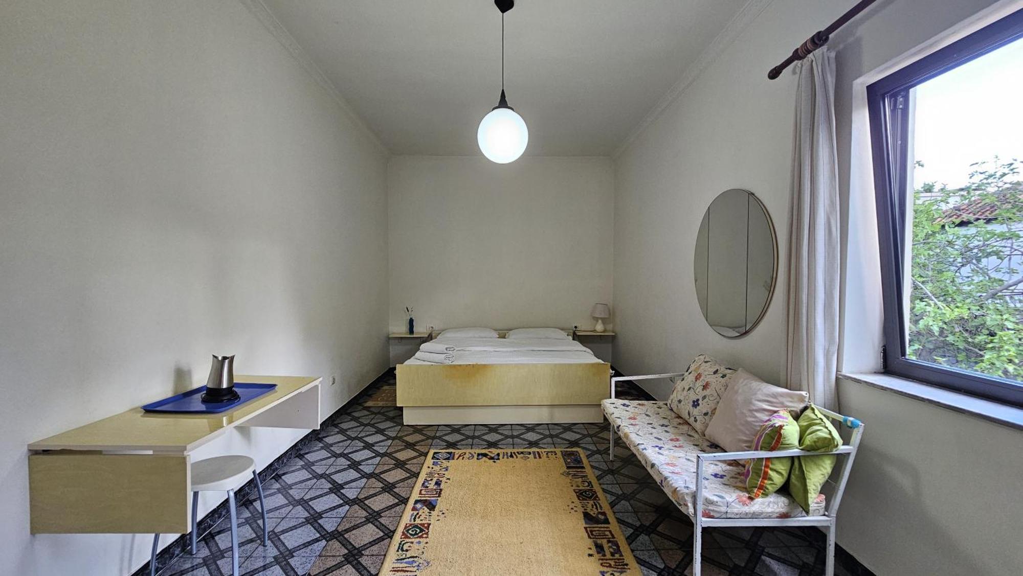 Angie'S Shared Villa Tam Tirana Exterior photo