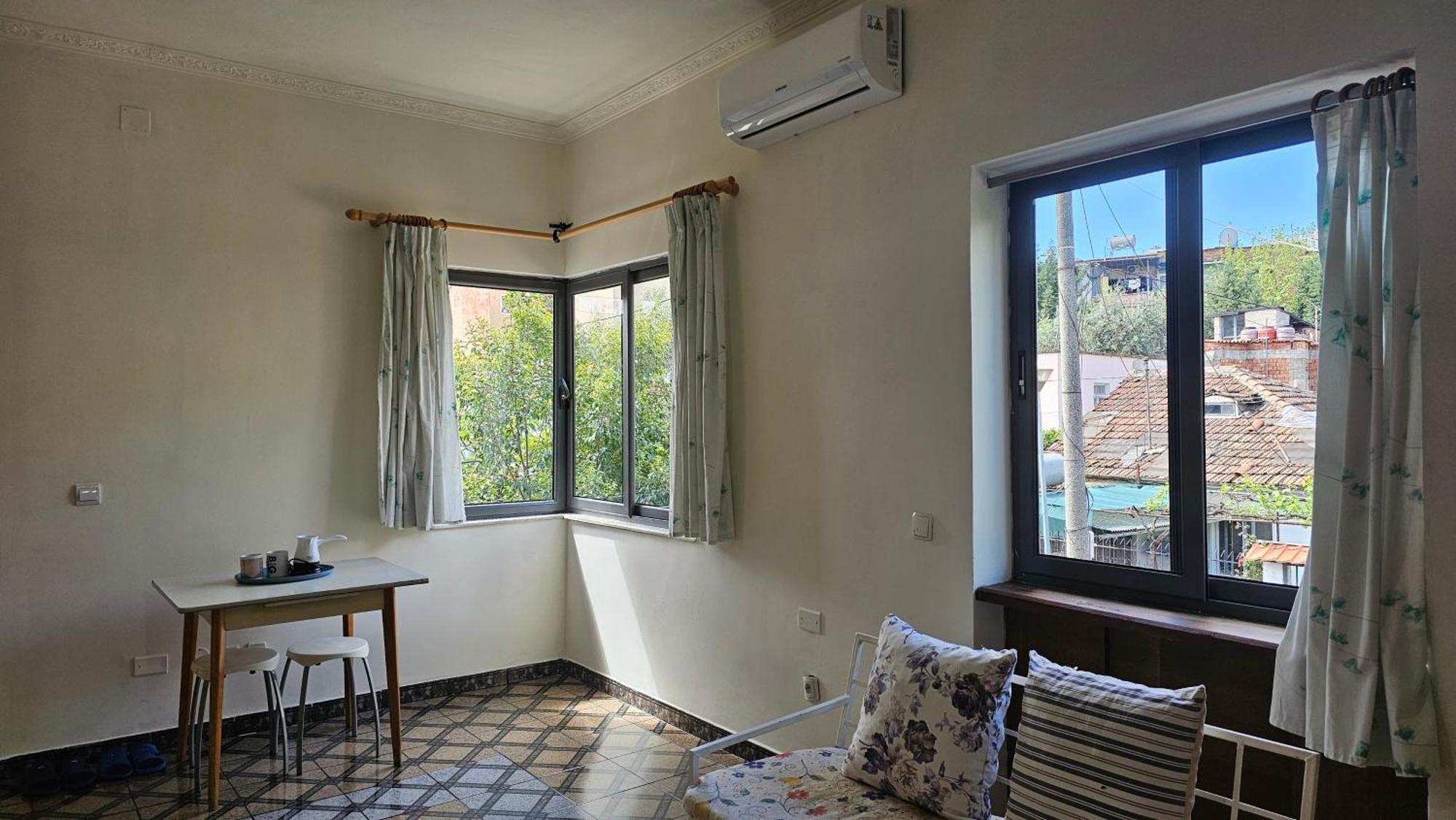 Angie'S Shared Villa Tam Tirana Exterior photo